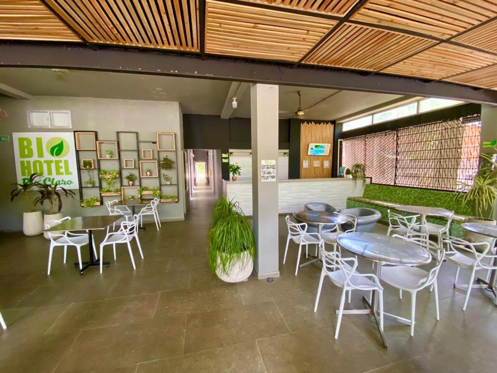 Biohotel Rio Claro Doradal Exteriör bild